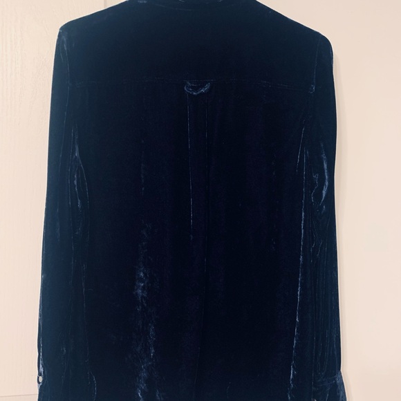 Women’s button-down velvet blouse - Picture 3 of 7